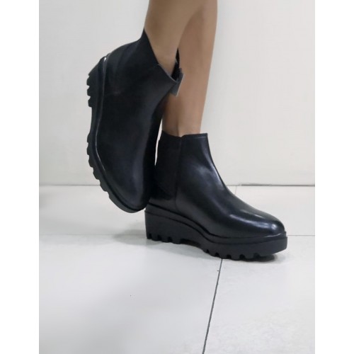 Tronchetto donna Beatles nero con zeppa