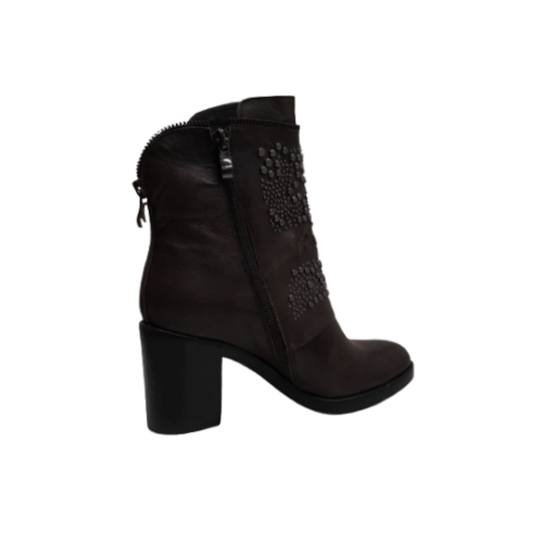 Stivaletto camperos marrone borchie e...