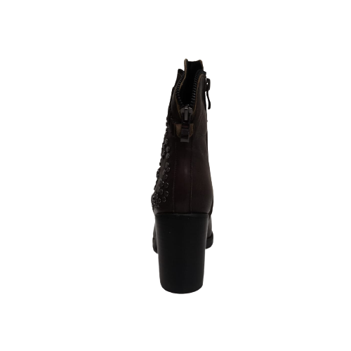 Stivaletto camperos marrone borchie e...