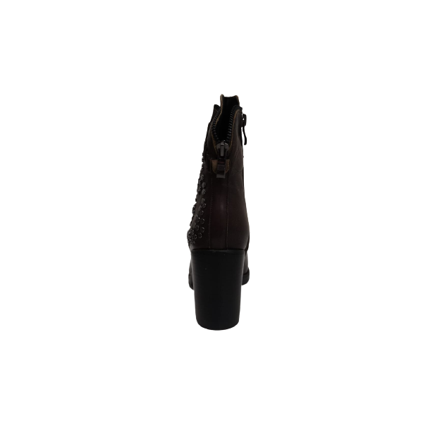 Stivaletto camperos marrone borchie e tacco alto