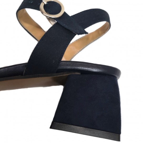 Sandalo donna blu con cinturino tacco largo 5 cm