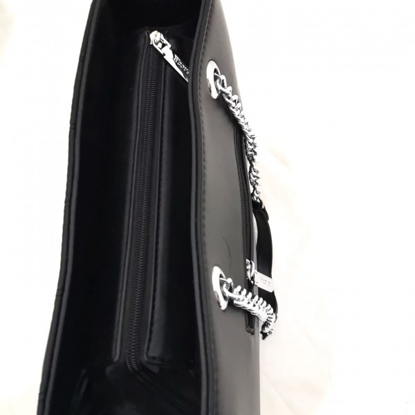 Borsa a spalla nera YY Coveri con borchie di metallo