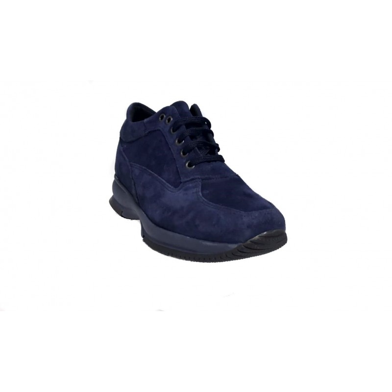 Scarpa allacciata donna modello...