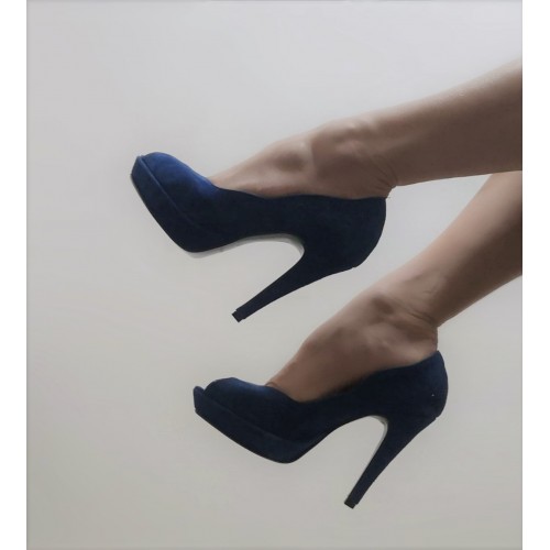 Décolleté spuntato tacco a spillo...