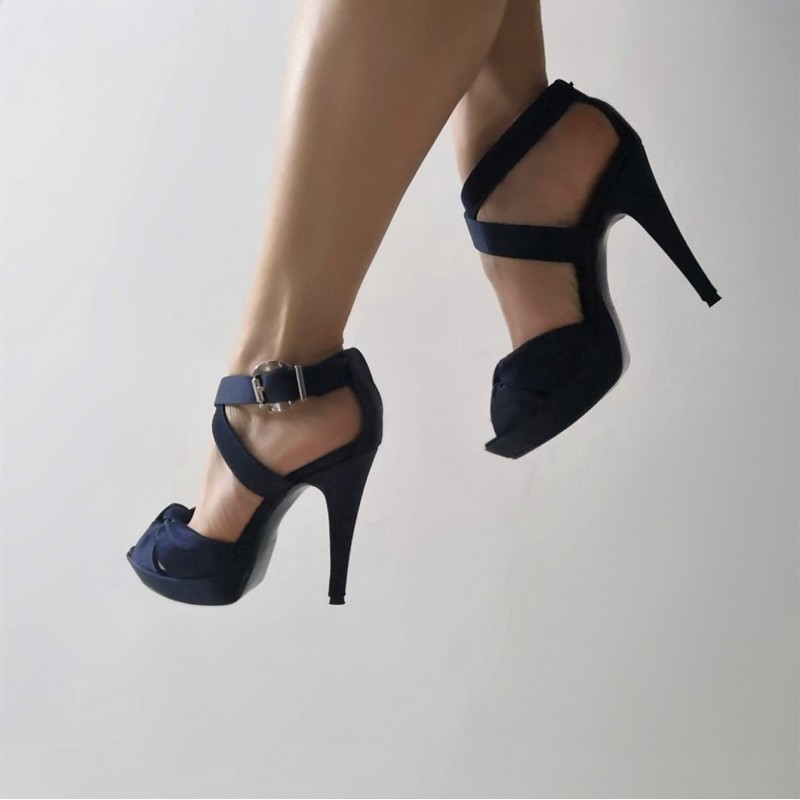 Sandalo donna raso blu fasciato tacco...