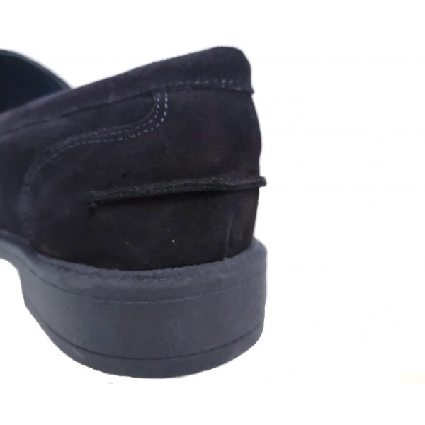 Mocassino uomo scamosciato blu fondo in gomma Made in Italy