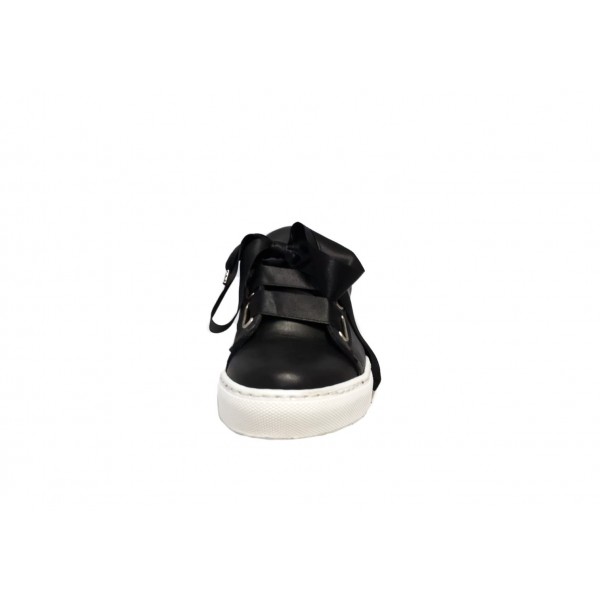 Esclusive sneakers donna pelle con lacci raso